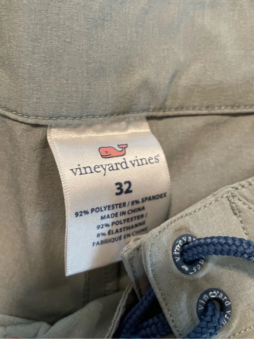 Vineyard Vines light gray